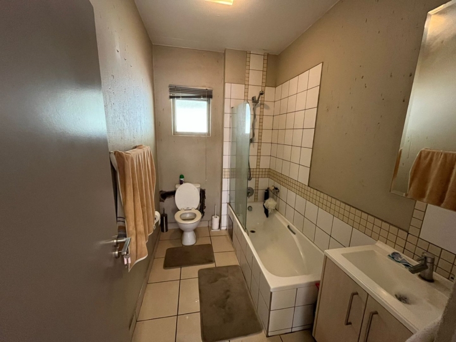 1 Bedroom Property for Sale in Die Bult North West